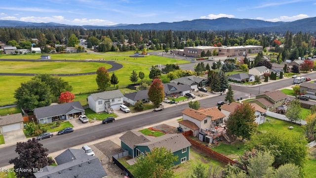 1865 N Stagecoach DR, Post Falls, ID 83854