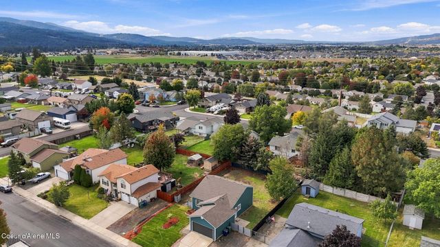 1865 N Stagecoach DR, Post Falls, ID 83854