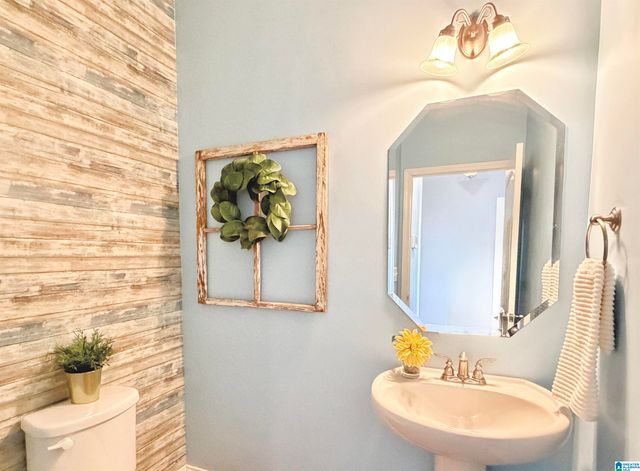 4093 OLD CAHABA PARKWAY, Helena, AL 35080