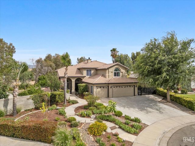 12209 Vista Montana Drive, Bakersfield, CA 93306