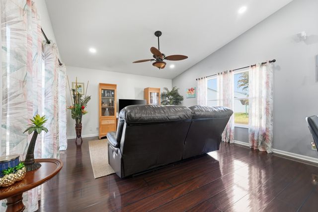 2811 SW Mustang Terrace, Stuart, FL 34997