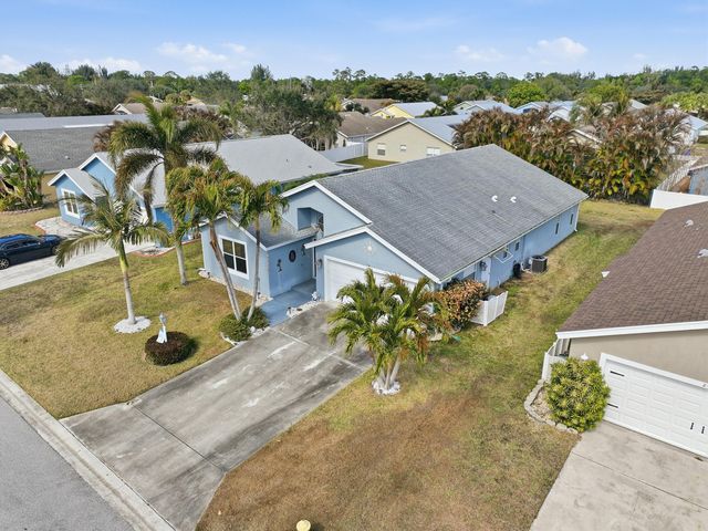 2811 SW Mustang Terrace, Stuart, FL 34997