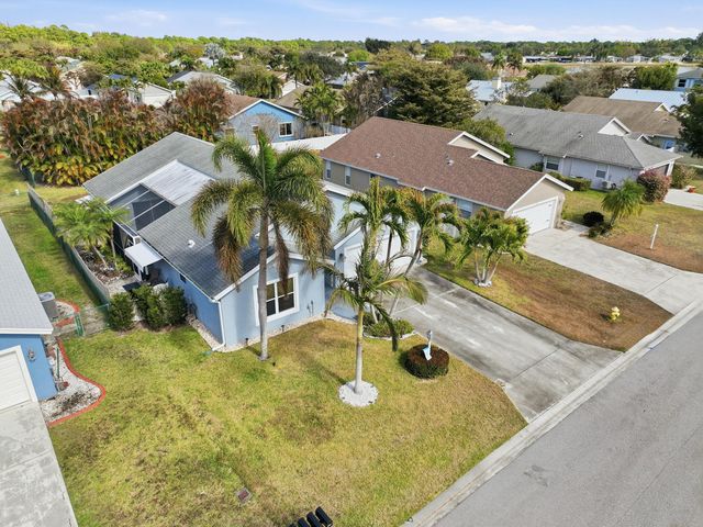 2811 SW Mustang Terrace, Stuart, FL 34997