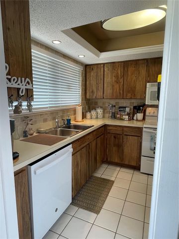 1001 W MARION AVENUE 8, Punta Gorda, FL 33950