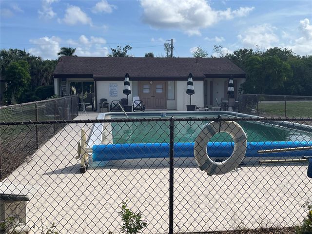 1001 W MARION AVENUE 8, Punta Gorda, FL 33950