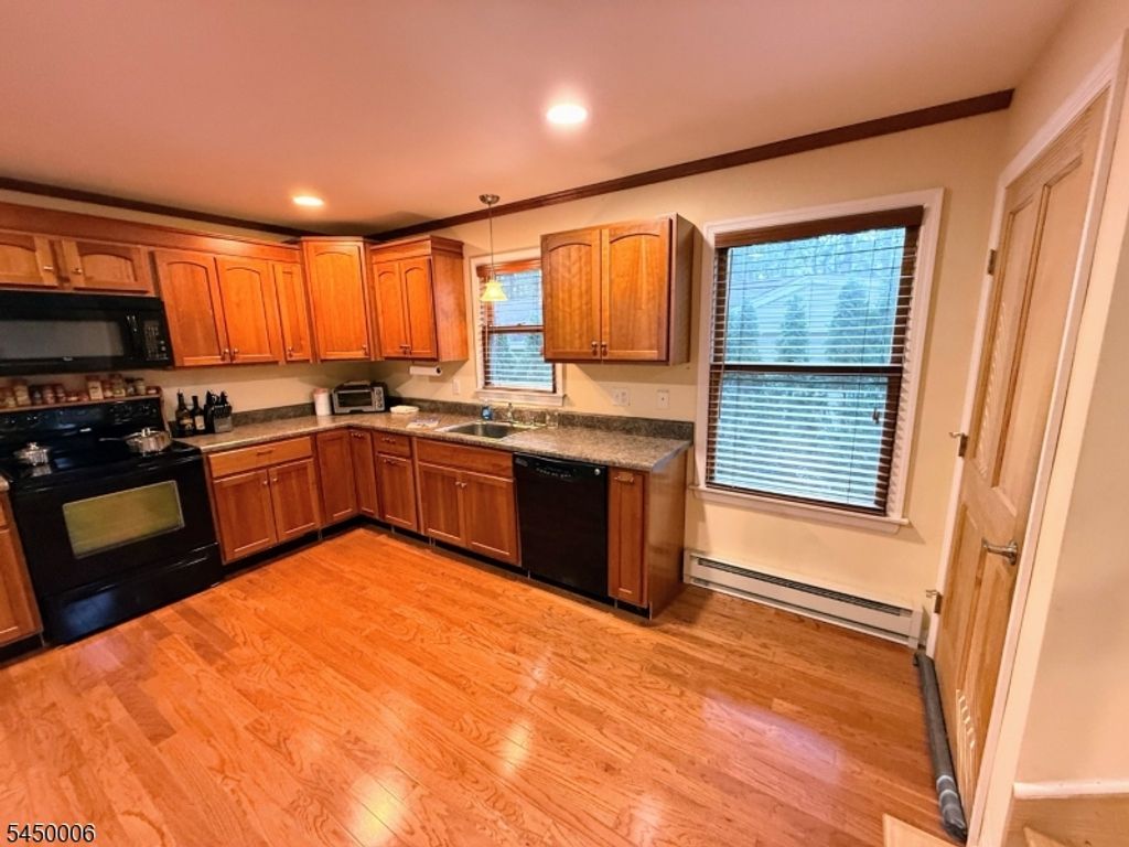 35 Oakdale Rd, Parsippany-troy Hills Twp., NJ 07054 — photo 5