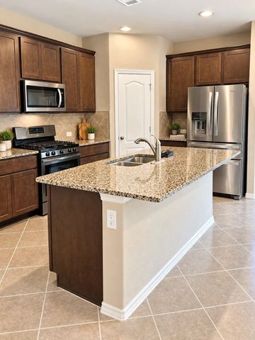 2027 Brookmont Drive, Conroe, TX 77301