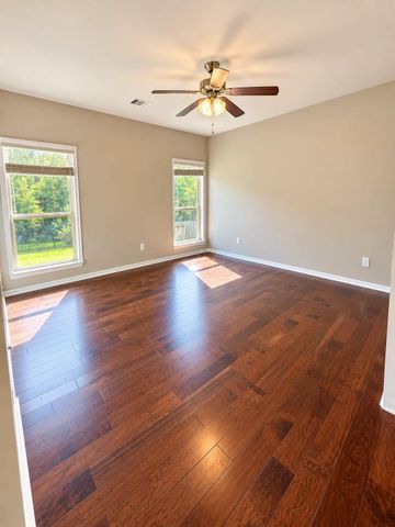 2027 Brookmont Drive, Conroe, TX 77301