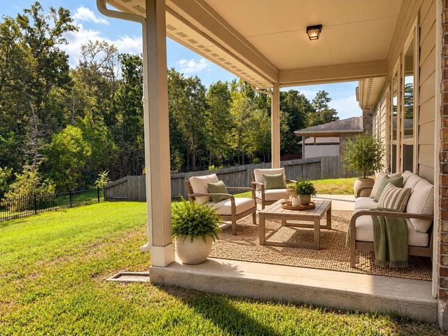 2027 Brookmont Drive, Conroe, TX 77301