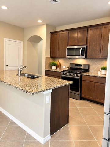 2027 Brookmont Drive, Conroe, TX 77301