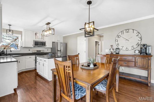 3 Pinehurst Forest Court, O'fallon, MO 63366