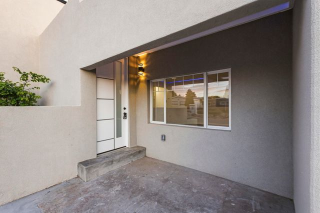 2614 Schell Place NE, Albuquerque, NM 87106