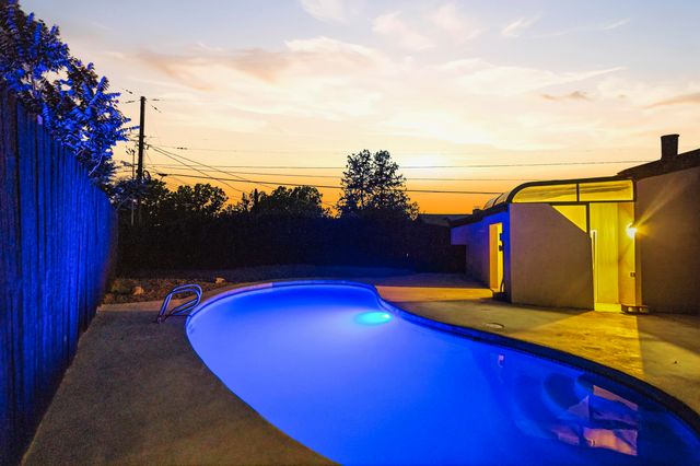 2614 Schell Place NE, Albuquerque, NM 87106