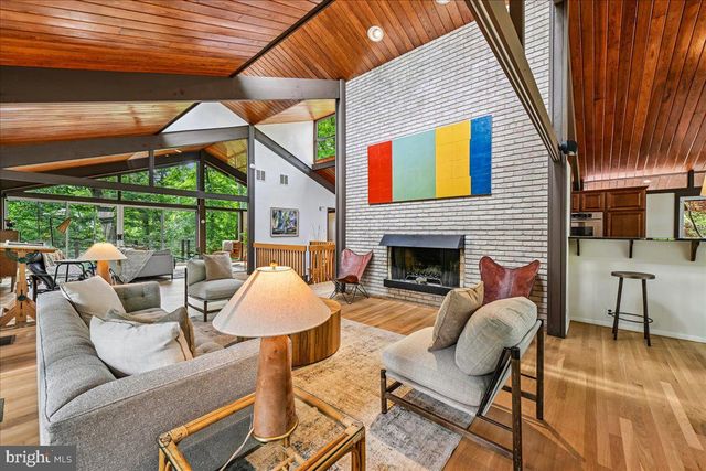 6620 FERNWOOD CT, Bethesda, MD 20817