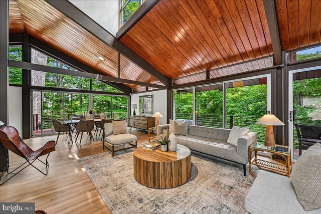 6620 FERNWOOD CT, Bethesda, MD 20817