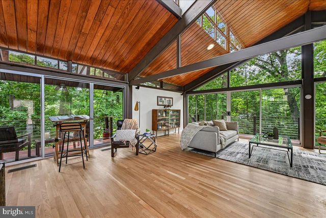 6620 FERNWOOD CT, Bethesda, MD 20817