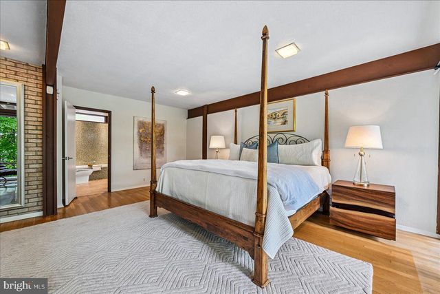 6620 FERNWOOD CT, Bethesda, MD 20817