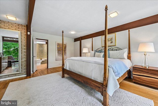 6620 FERNWOOD CT, Bethesda, MD 20817