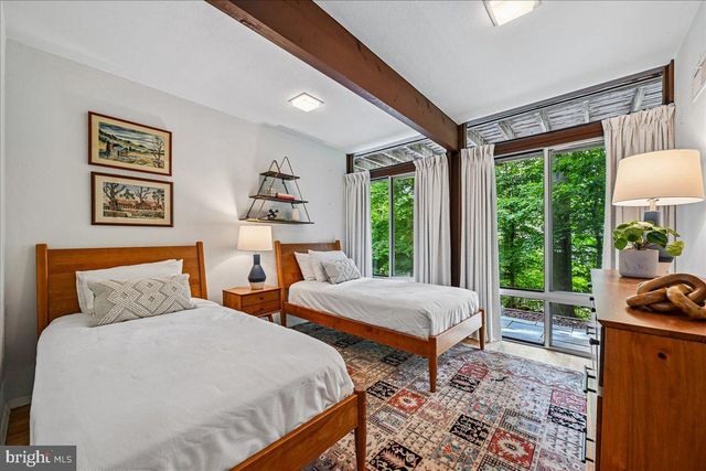 6620 FERNWOOD CT, Bethesda, MD 20817