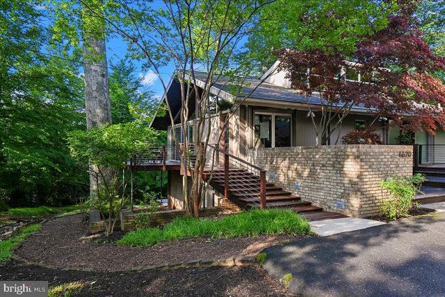 6620 FERNWOOD CT, Bethesda, MD 20817