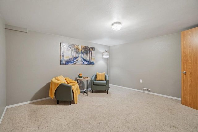 2631 Roosevelt Avenue, Janesville, WI 53546