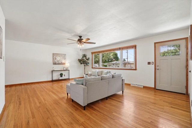 2631 Roosevelt Avenue, Janesville, WI 53546