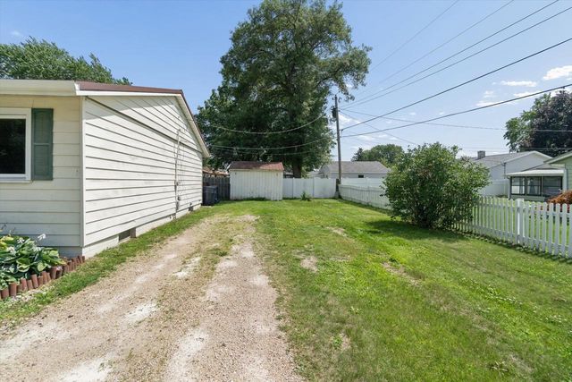 2631 Roosevelt Avenue, Janesville, WI 53546