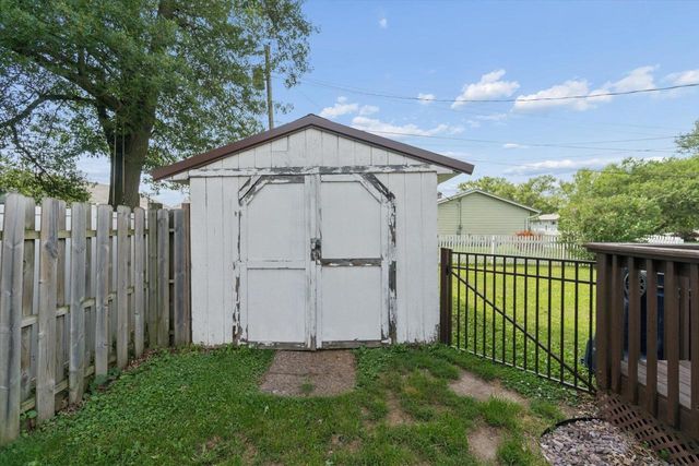 2631 Roosevelt Avenue, Janesville, WI 53546