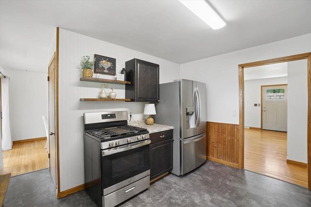 2631 Roosevelt Avenue, Janesville, WI 53546