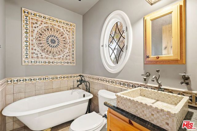 820 N Verano Drive, Glendora, CA 91741