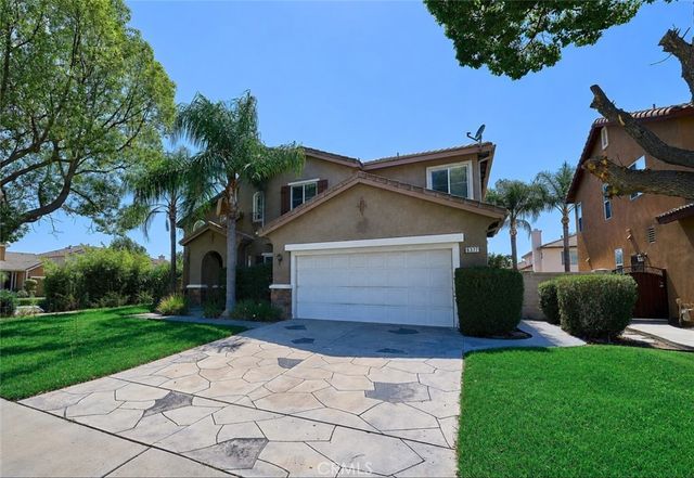 6377 Peach Ave, Eastvale, CA 92880