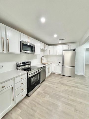 601 SW 24th Pl., Lawton, OK 73505