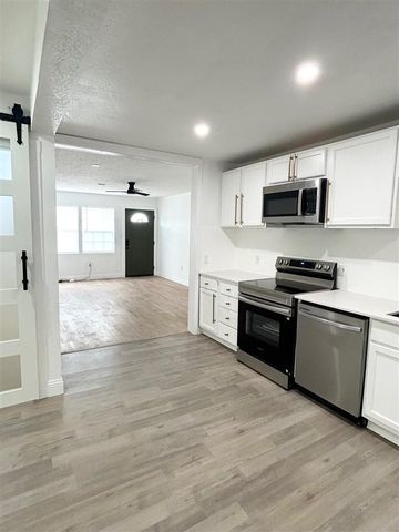 601 SW 24th Pl., Lawton, OK 73505