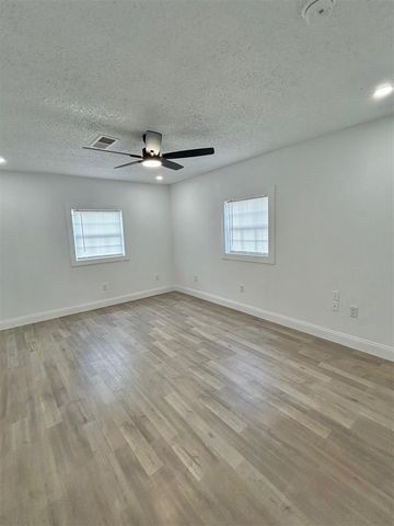 601 SW 24th Pl., Lawton, OK 73505
