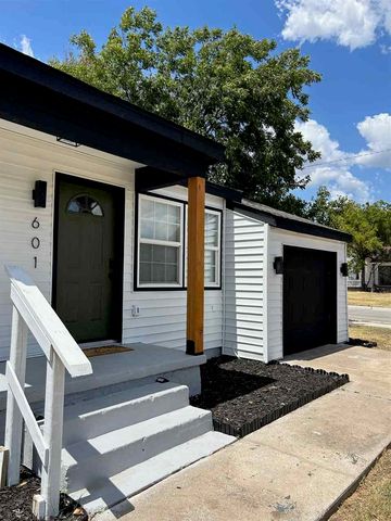 601 SW 24th Pl., Lawton, OK 73505