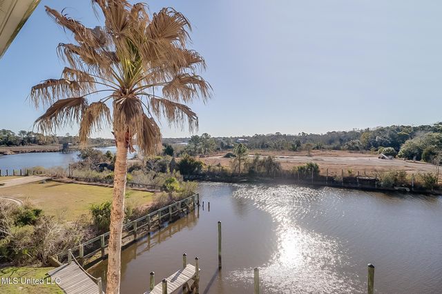 1400 Mill Road, 30, Gulfport, MS 39507