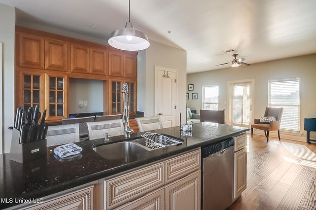 1400 Mill Road, 30, Gulfport, MS 39507