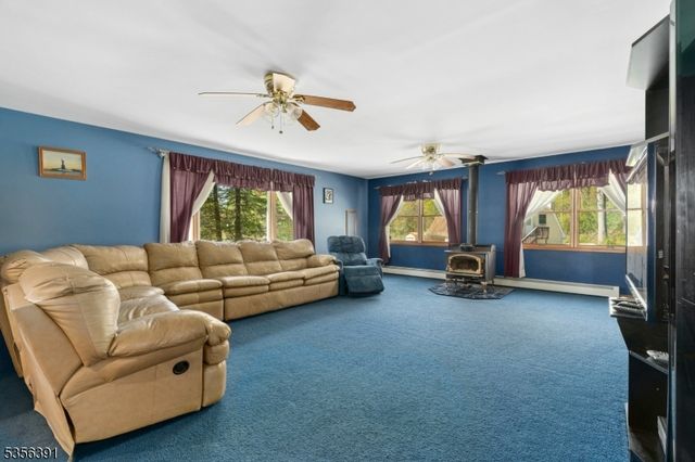 75 Wolfs Corner Rd, Green Twp., NJ 07860