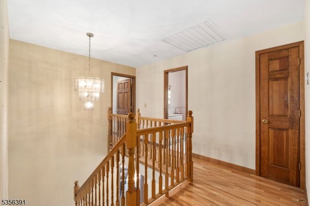 75 Wolfs Corner Rd, Green Twp., NJ 07860