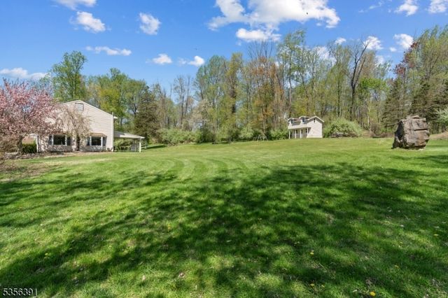 75 Wolfs Corner Rd, Green Twp., NJ 07860