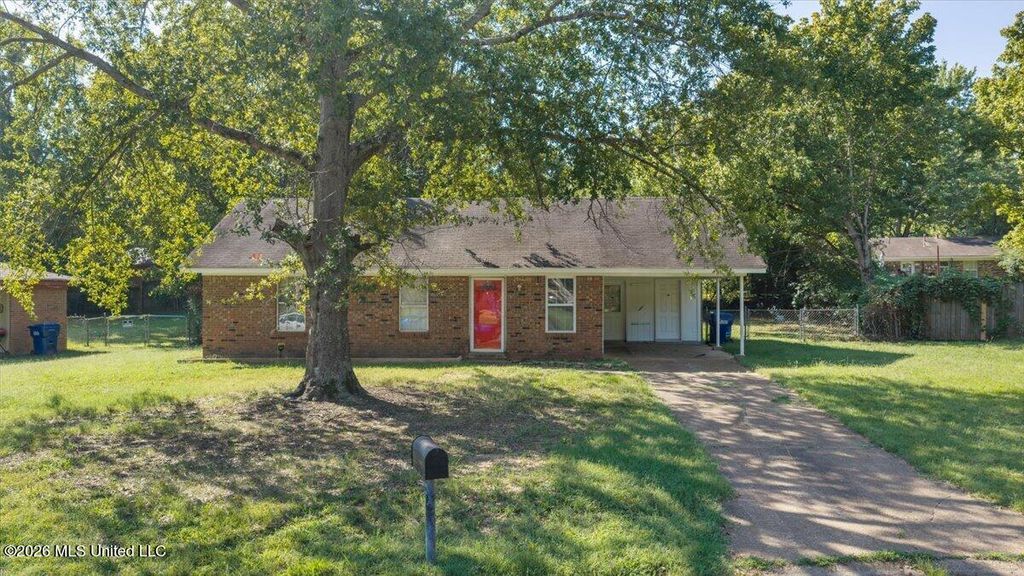 5161 Crestwood Cove, Horn Lake, MS 38637 — exterior
