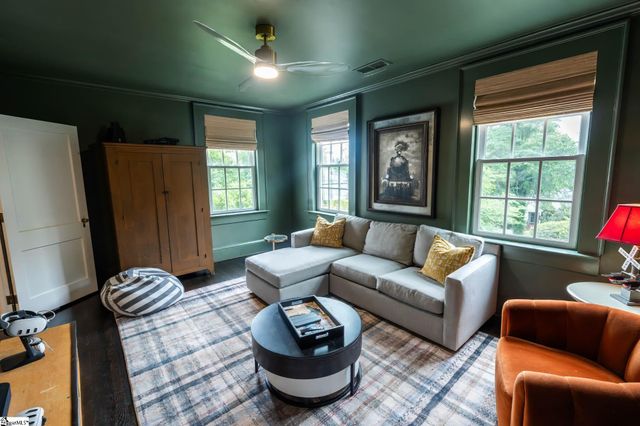 425 Mciver Street, Greenville, SC 29601
