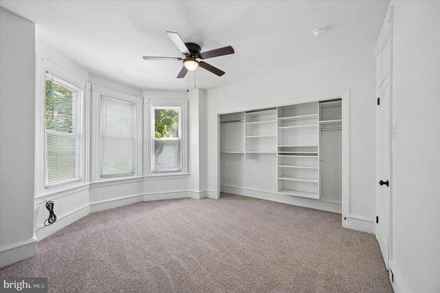 302 FOUNTAIN ST, Philadelphia, PA 19128