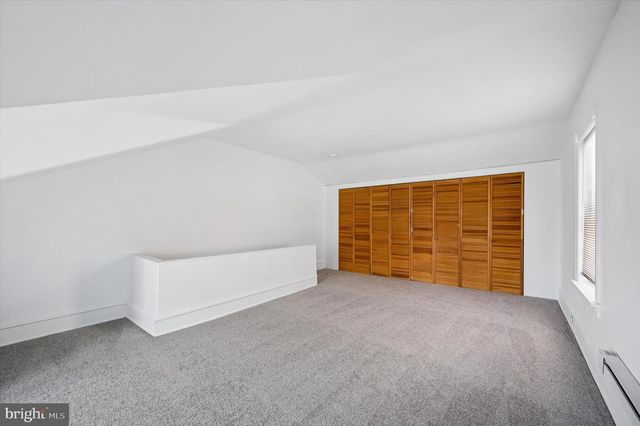 302 FOUNTAIN ST, Philadelphia, PA 19128