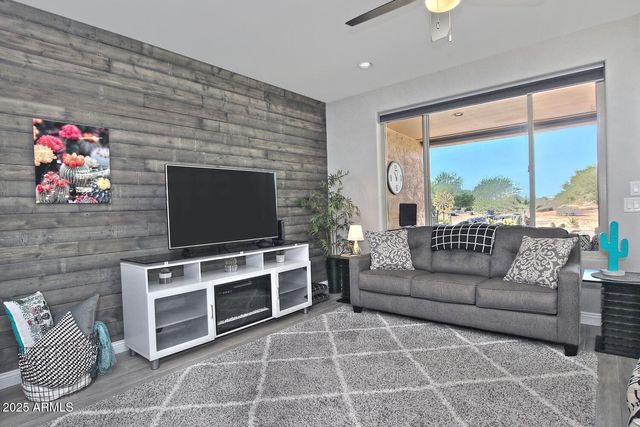 4290 N PRESIDIO Drive, Florence, AZ 85132