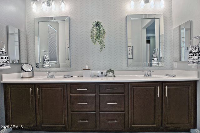 4290 N PRESIDIO Drive, Florence, AZ 85132