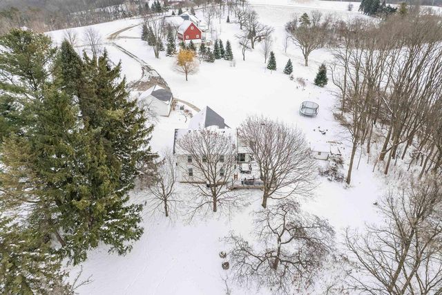 3891 Birch Trail, Cross Plains, WI 53528