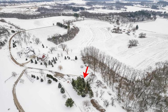 3891 Birch Trail, Cross Plains, WI 53528