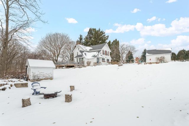 3891 Birch Trail, Cross Plains, WI 53528