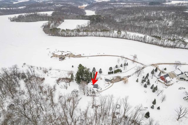 3891 Birch Trail, Cross Plains, WI 53528